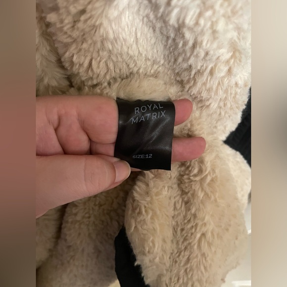 ✨Royal Matrix Black Fur Lined Coat Size 12 - Picture 11 of 16